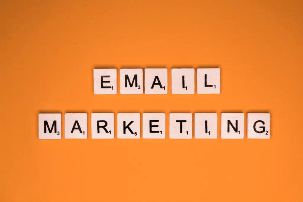El email (correo electrónico) marketing es una más de todas las estrategias que existen dentro del marketing digital y el email marketing en ventas B2B suele ser una apuesta ganadora, sin embargo, los tiempos cambian